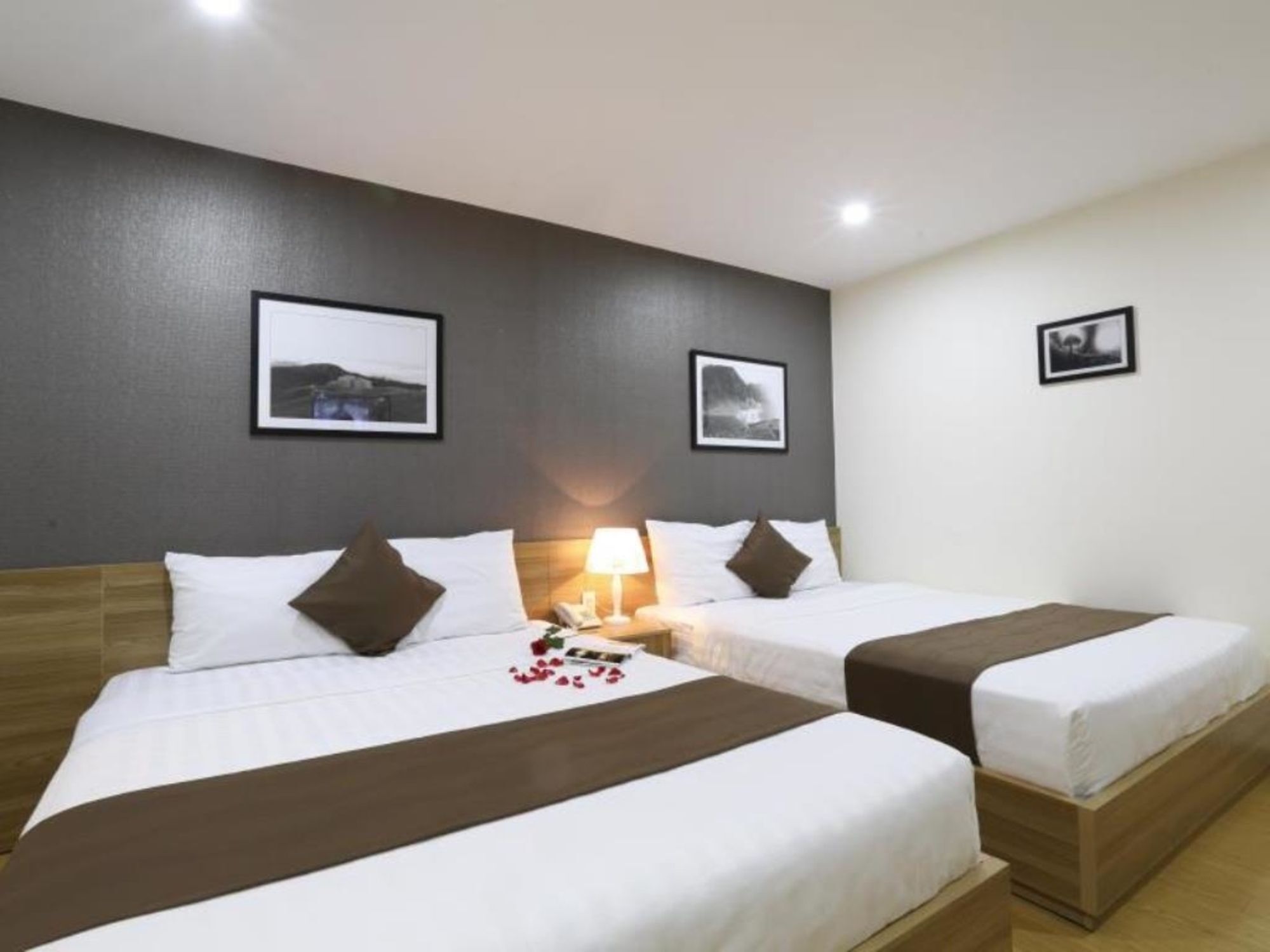 Thu Hien Hotel Nha Trang Exteriör bild
